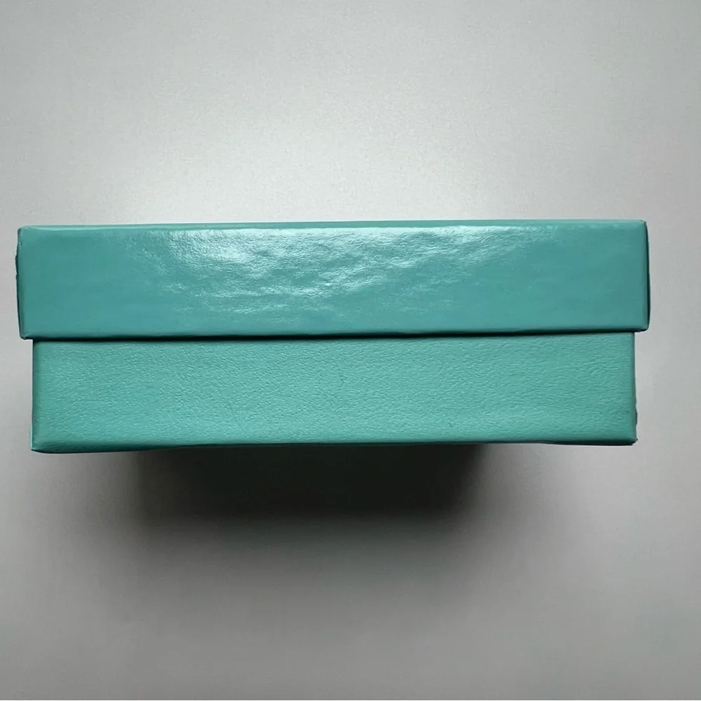 TIFFANY‎ & CO. Empty Jewelry Box With Original Padding Early 2000s Tiffany Blue